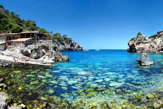 strand mallorca cala deia