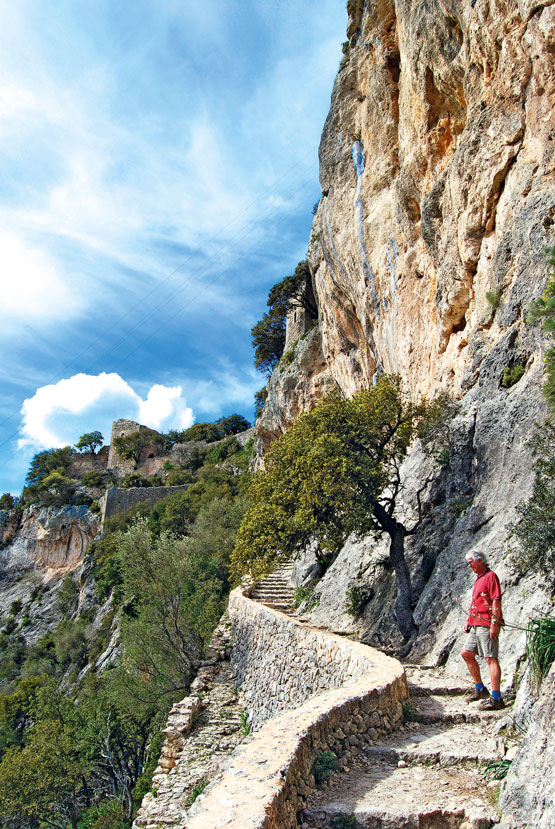 restaurants wandern Mallorca Alaro es verger castle